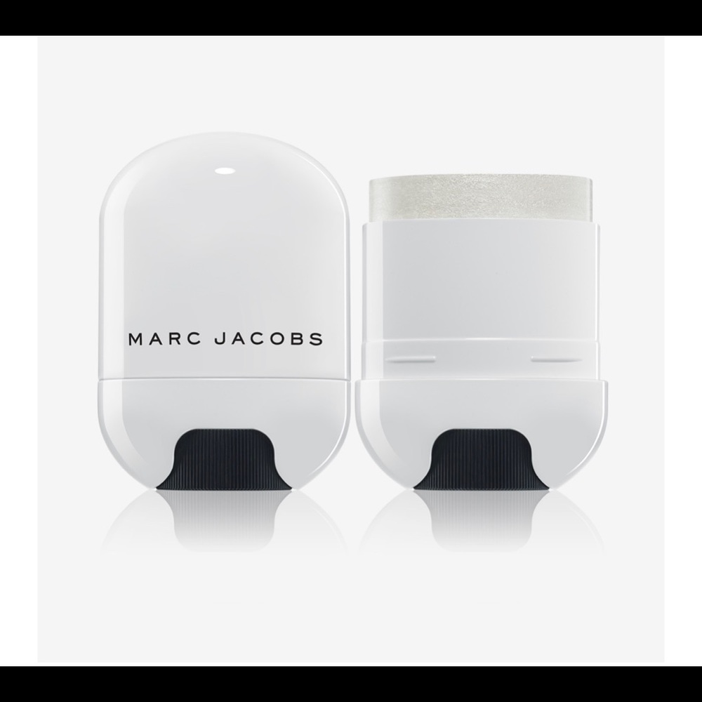 MARC JACOBS spotlight glow stick